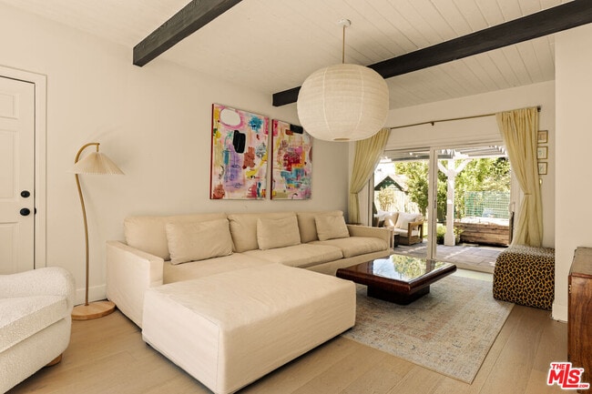Building Photo - 4841 Don Pio Dr