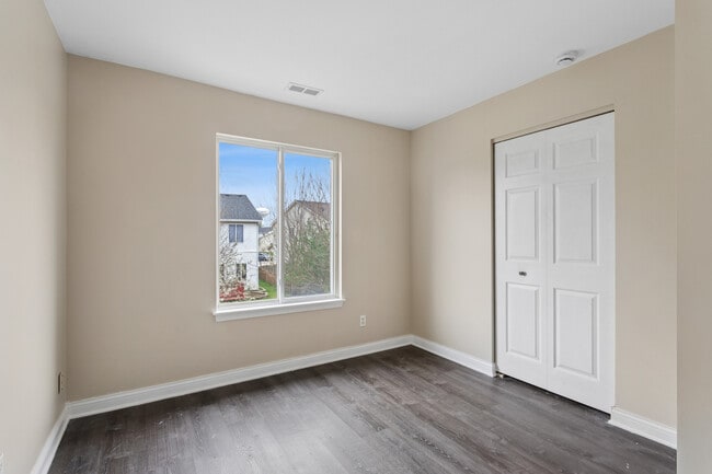 Building Photo - 21523 Franklin Cir