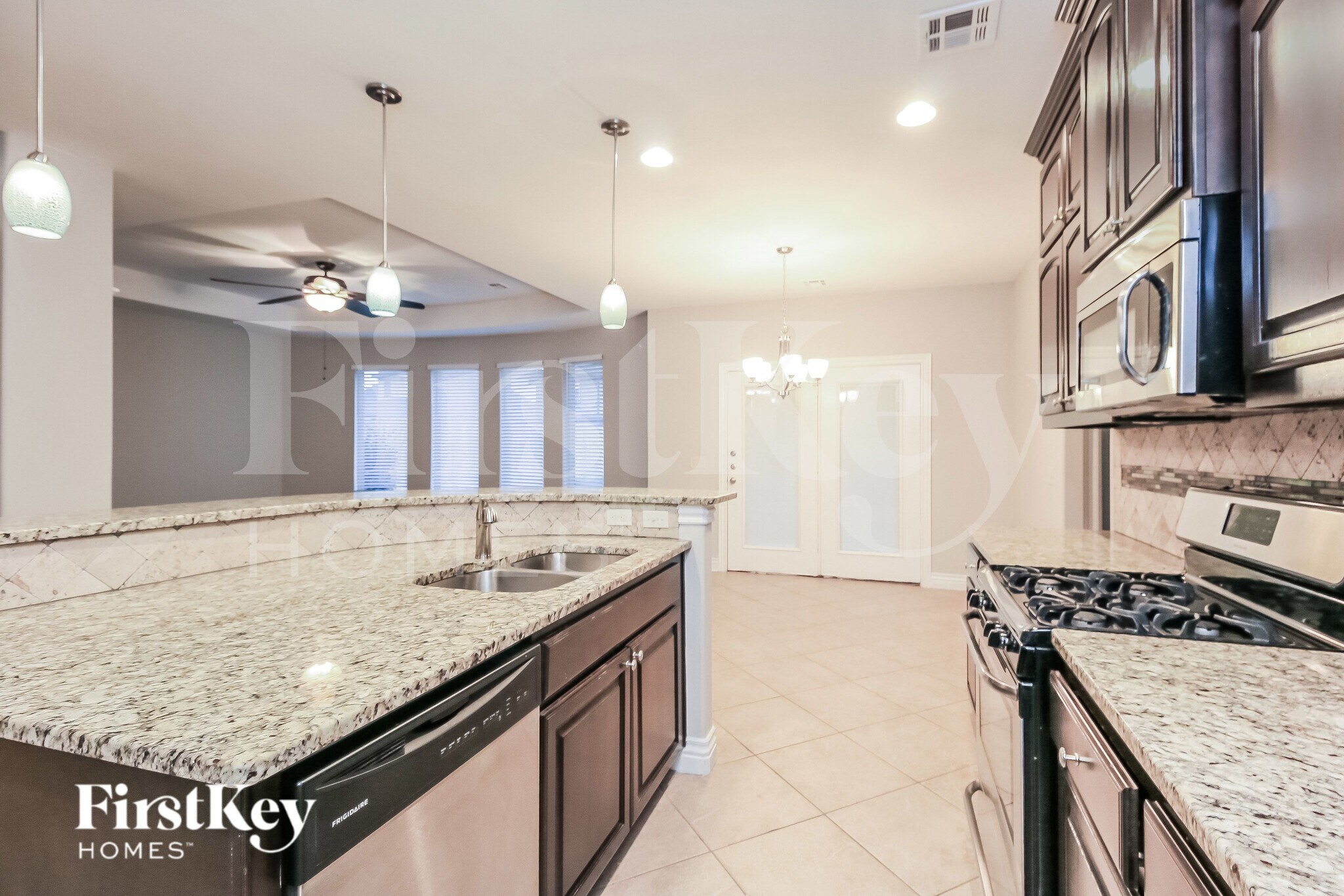 Building Photo - 8428 NW 143rd Terrace