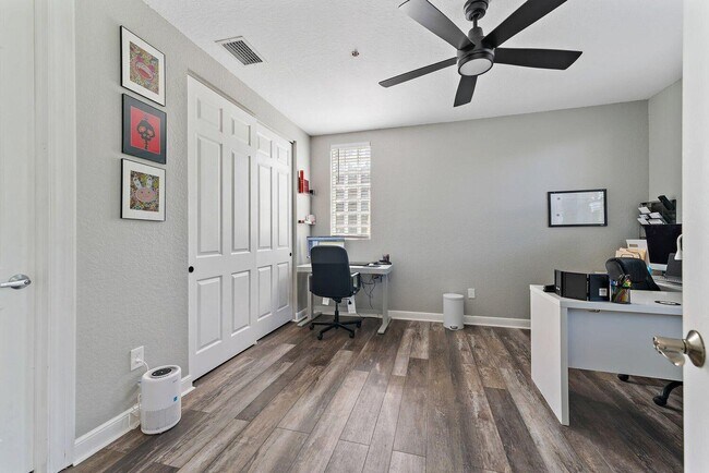 Building Photo - 500 Pacific Grove Dr