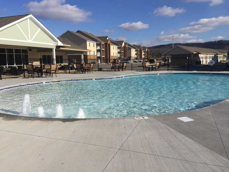 Overlook at Indian Trail 805 Indian Trail Dr Kingsport TN 37660