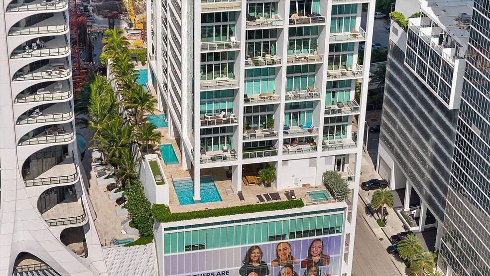 Building Photo - 1040 Biscayne Blvd