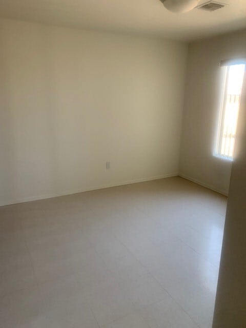 Building Photo - 3424 Sunriver Rd