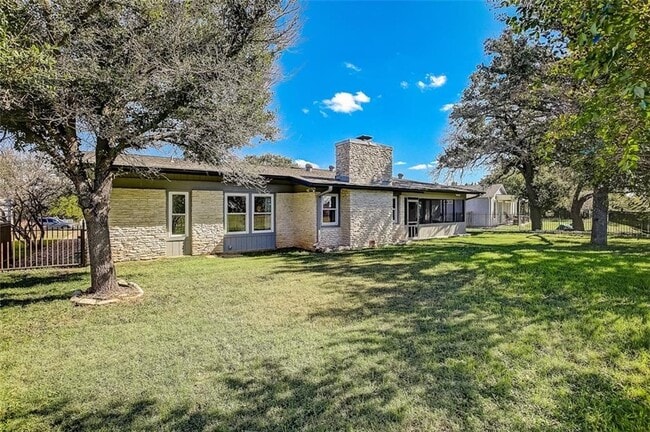 Building Photo - 20534 Highland Lake Dr