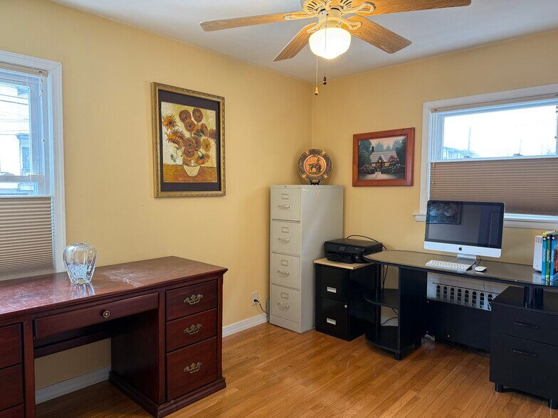 Building Photo - 246 Grant Ave