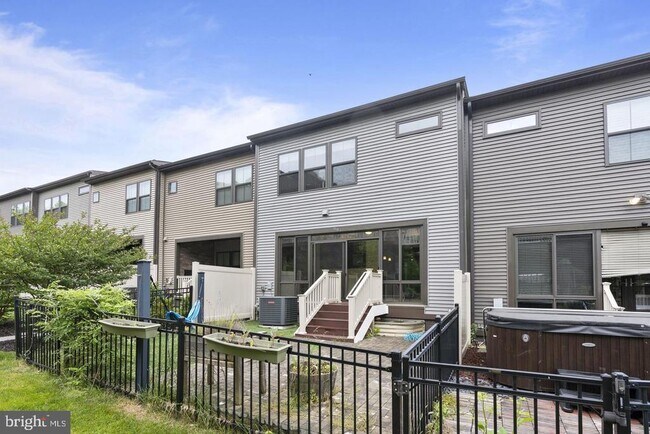 Building Photo - 3156 Goldenwave Ct