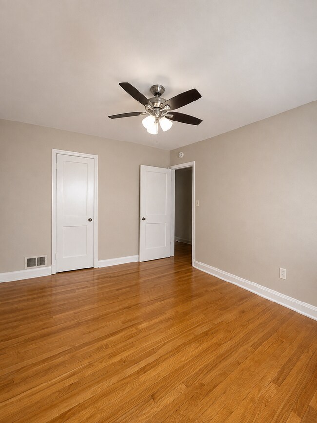 Building Photo - Beautifully Remodeled 3-Bedroom Home with Modern Comforts