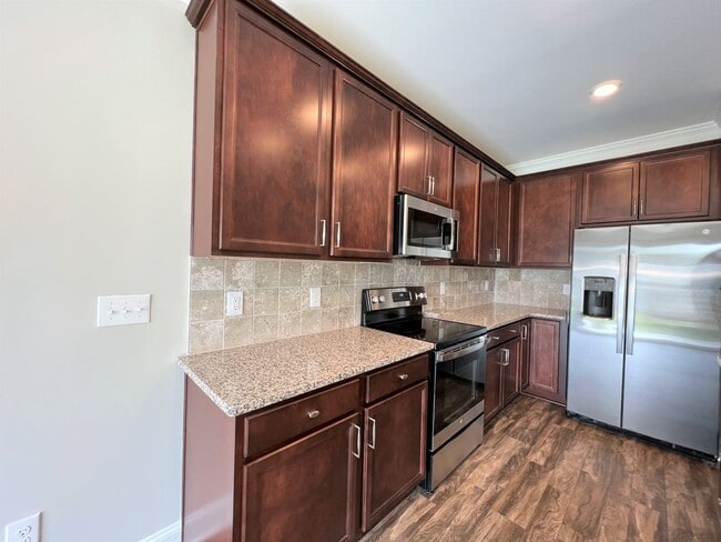 Building Photo - Coming Soon - Beautiful Home in Benson!
