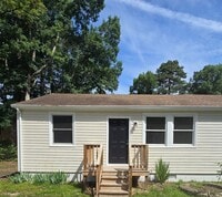 Building Photo - 2 bedroom duplex in Prince George