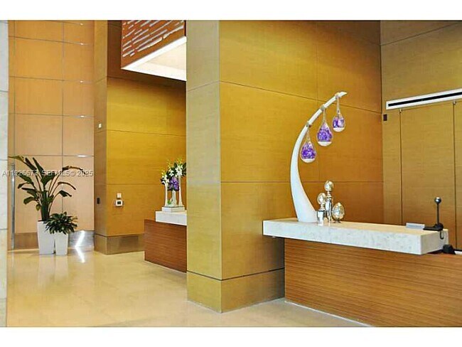 Building Photo - 3535 S Ocean Dr