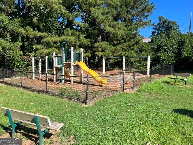 Building Photo - 434 I