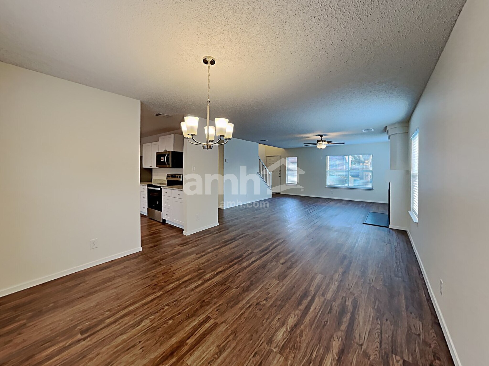 Building Photo - 2407 Canyon Rim