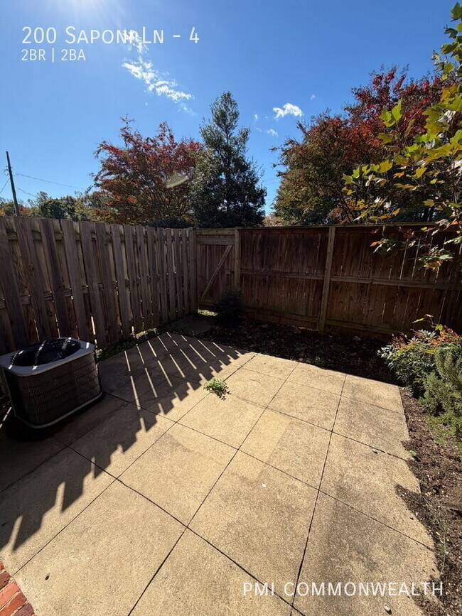 Building Photo - 200 Saponi Ln