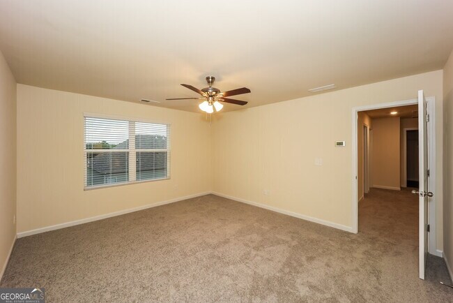 Building Photo - 372 Hamilton Pointe Dr