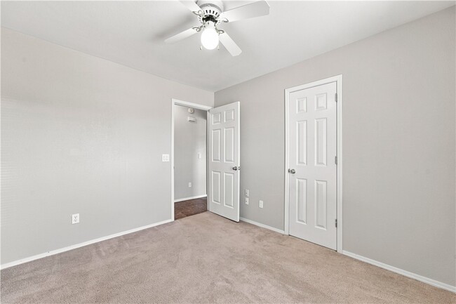 Building Photo - 1701 S Beth Dr
