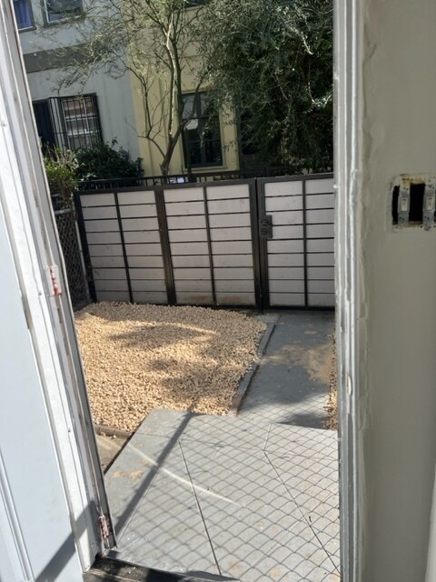 front yard - 229 Columbia Pl