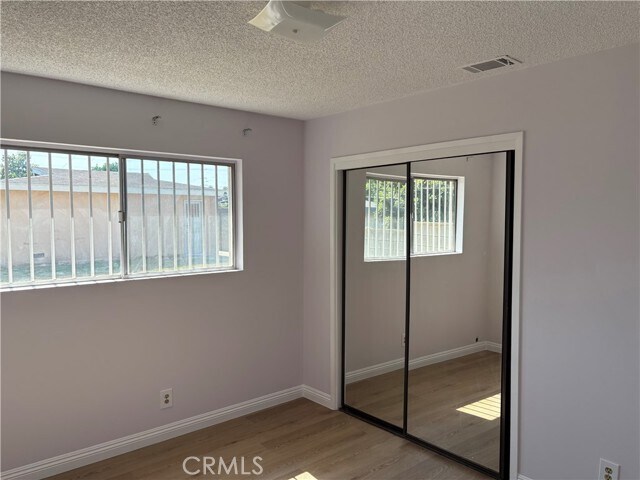 Building Photo - 4945 Persimmon Ave