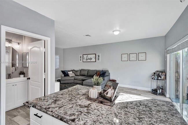 Building Photo - 8518 SW 214th Ln