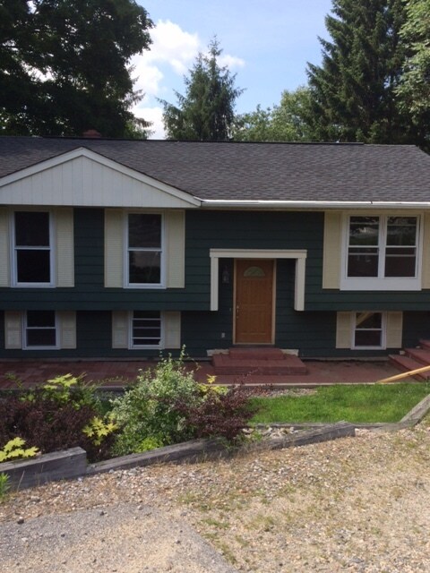 Building Photo - 501 Laurel Hill Rd