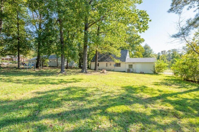 Building Photo - 300 Covington Road