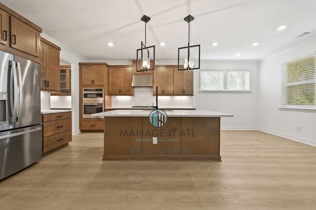Building Photo - Beautiful 5 bedroom house in Cumming, GA