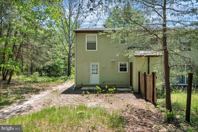 Building Photo - 11 Thistleton Rd