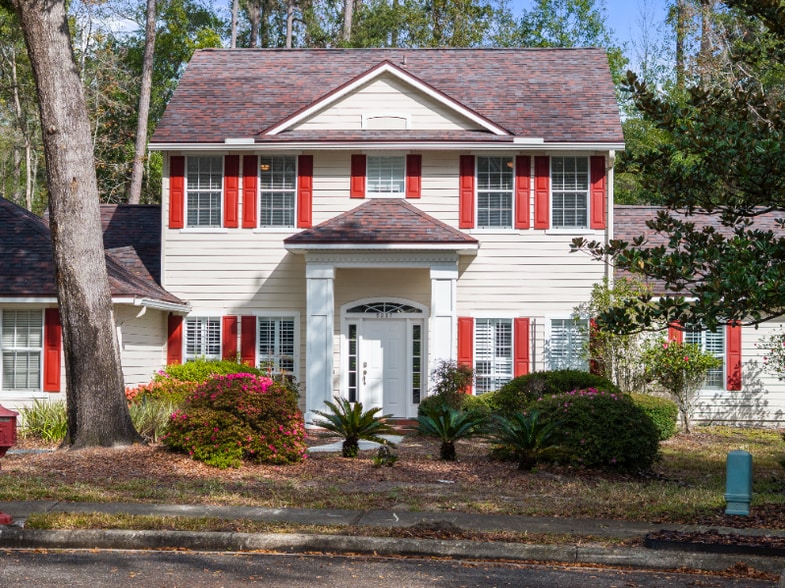 Building Photo - 5227 NW 50th Terrace