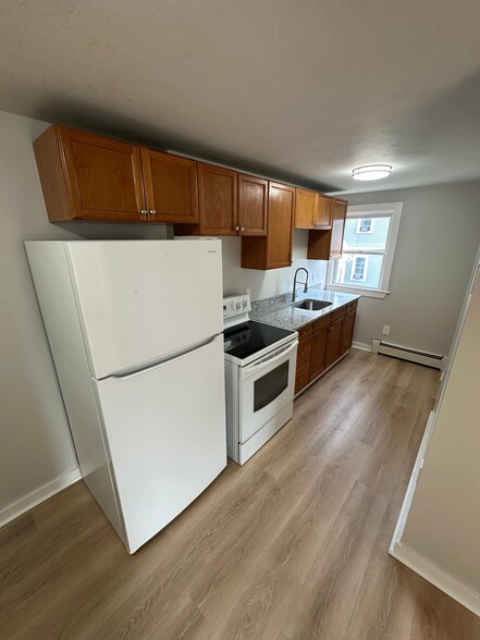 Kitchen - 109 Prichard St