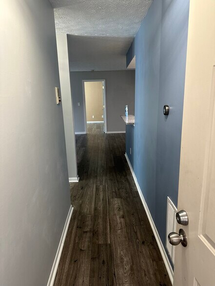 Building Photo - 172 Mallard Glen Dr
