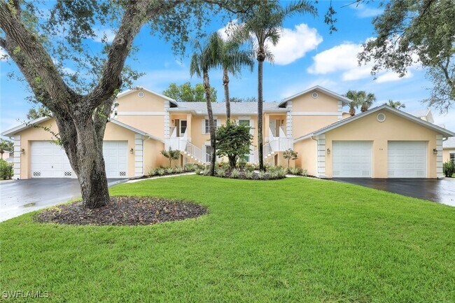 Building Photo - 736 Wiggins Lake Dr
