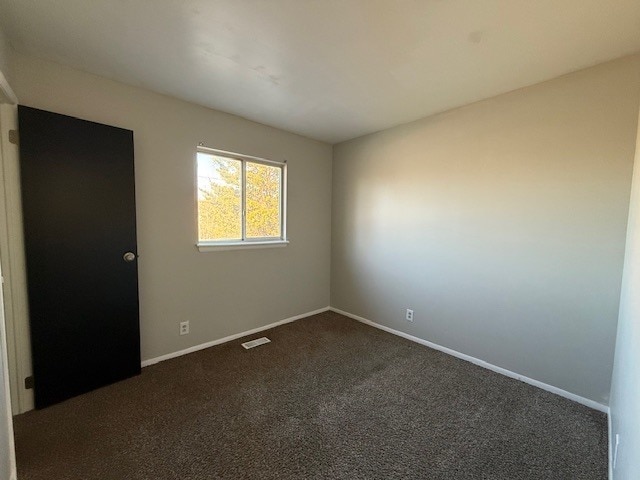 Building Photo - 229 Cedarwood Ave