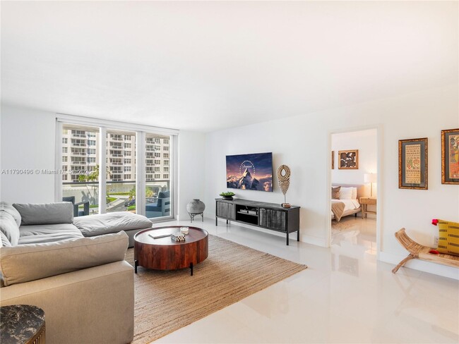 Building Photo - 5701 Collins Ave
