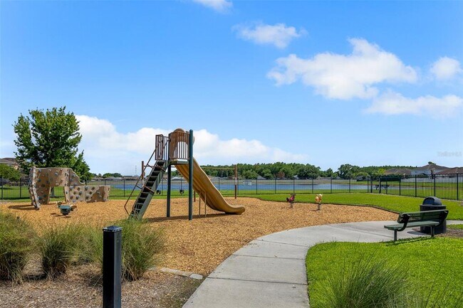 Building Photo - 12608 Iris Lake Dr