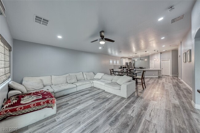 Building Photo - 7852 Whitlocks Mill Ave