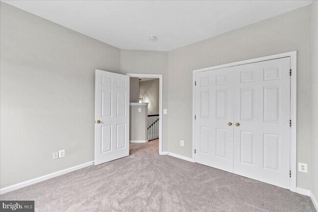 Building Photo - 8436 Kirby Lionsdale Dr