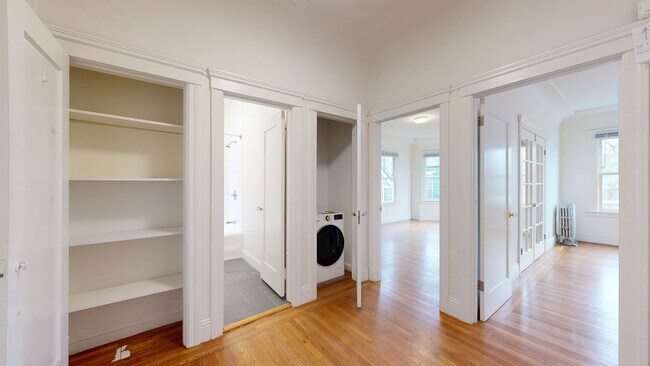 Building Photo - 1616 Golden Gate Ave