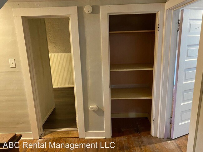 Building Photo - 3 br, 1 bath House - 312 Superior St