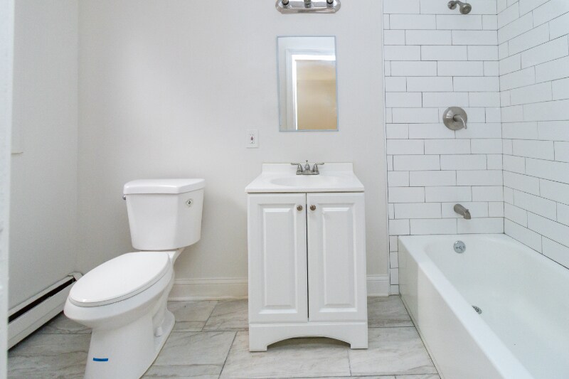 Building Photo - 6830 S Jeffery Blvd