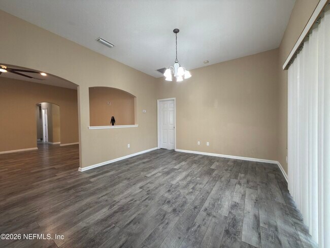 Building Photo - 2472 Willowbend Dr