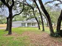 Building Photo - 401 Seville Cir