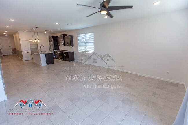 Building Photo - 2898 Kim Dr