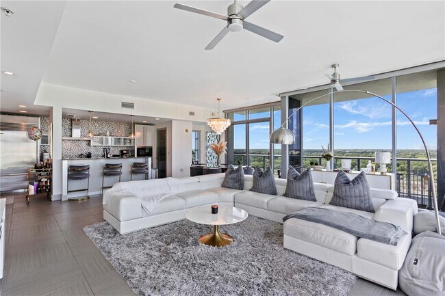 Building Photo - 260 S Osceola Ave