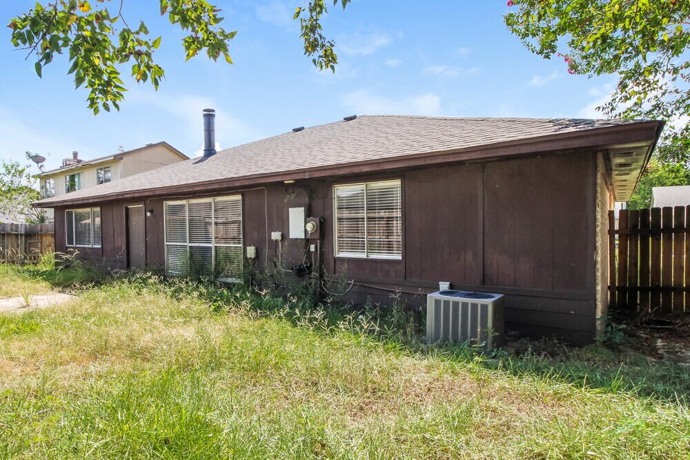 Building Photo - 11422 Milners Point Dr