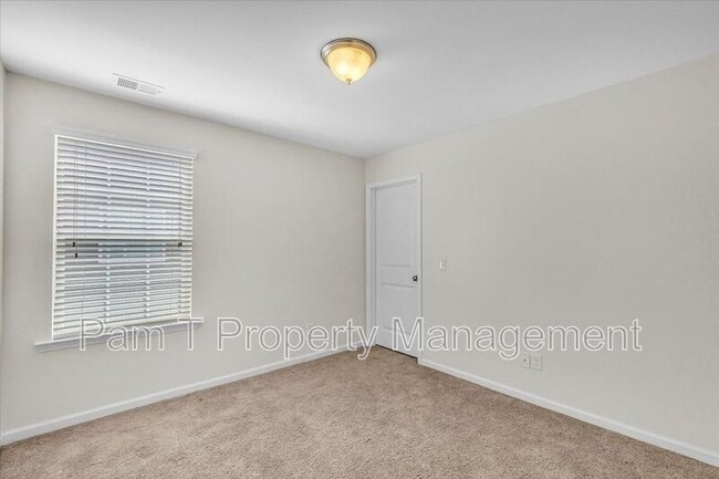 Building Photo - 356 Casey Dr