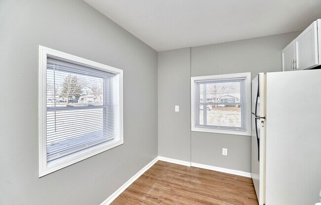 Building Photo - 10272 Niblic Dr