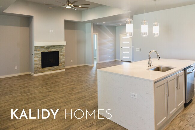 Building Photo - 1796 Salma Rd