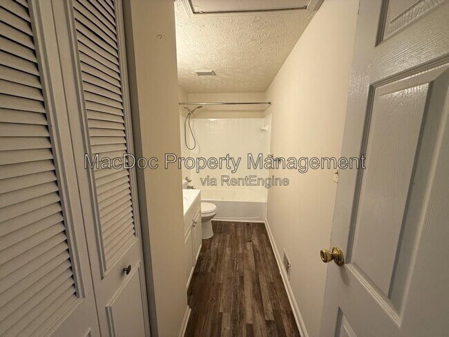 Building Photo - 4749 Hedrick Ln