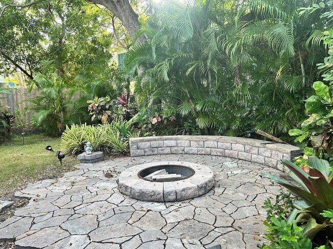 Building Photo - 1168 Bass Blvd