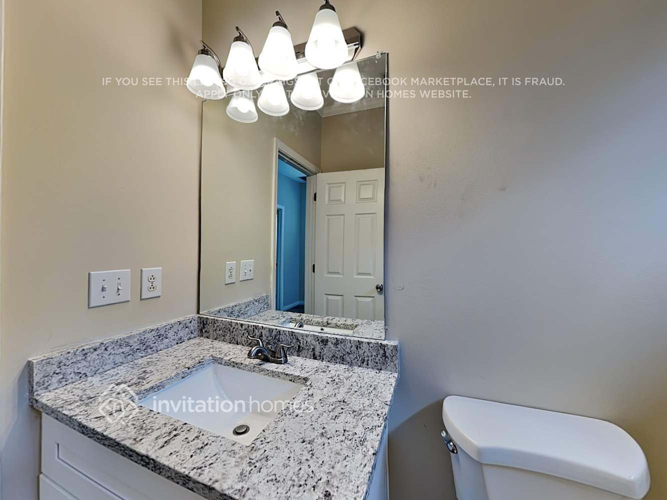 Building Photo - 115 Denham Square