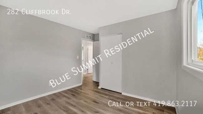 Building Photo - 282 Cliffbrook Dr